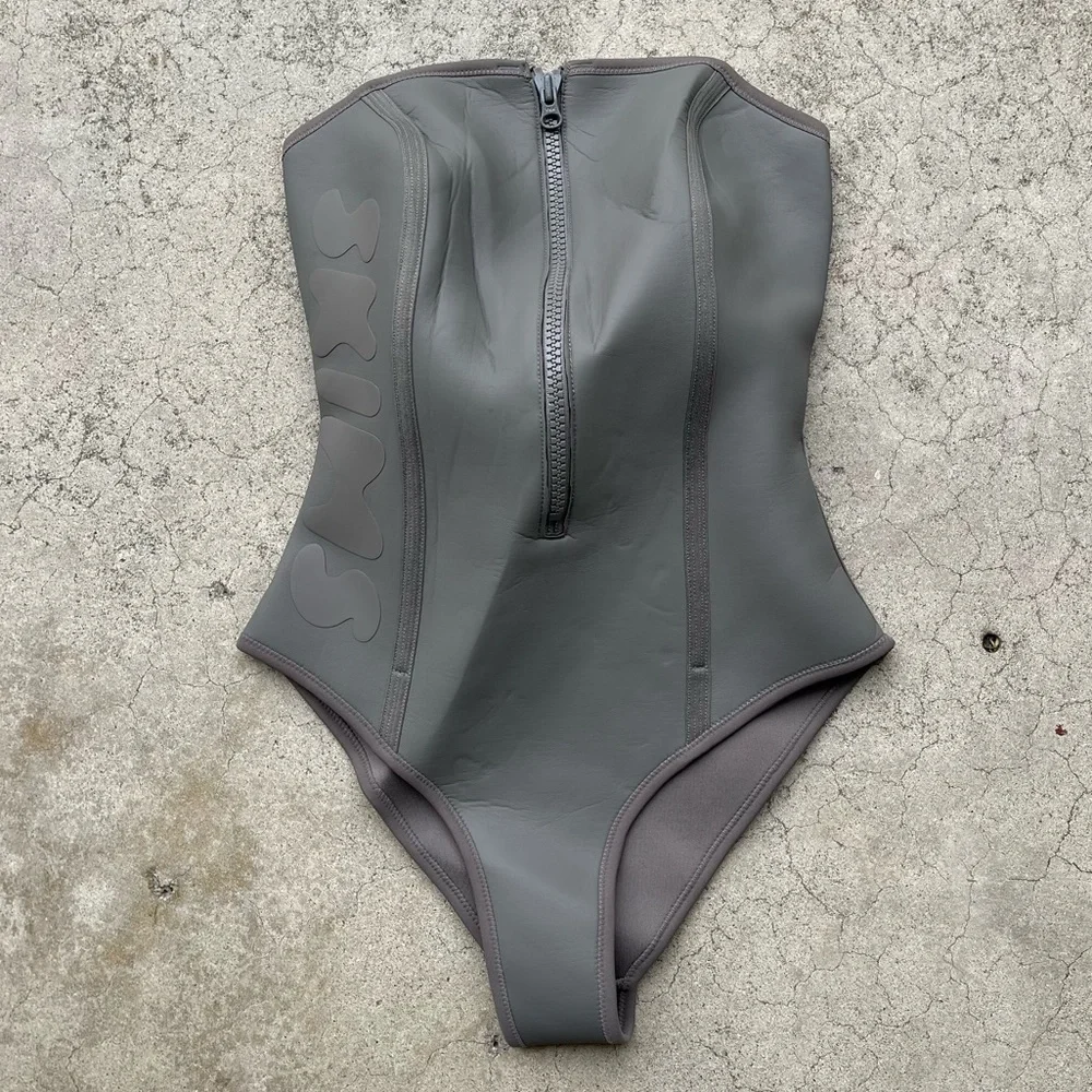 SKIMS Scuba One Piece Swimsuit NWOT Small gray rubberized - Picture 8 of 9